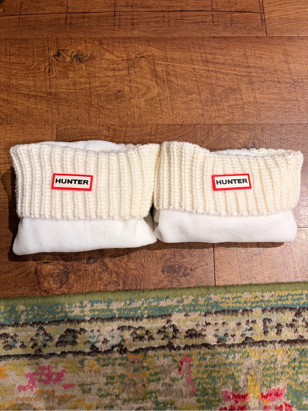 Hunter Cream Ribbed Cuff Casual Socks with Red Logo Patch